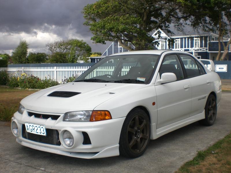 Top Ten: Mitsubishi lancer Evolution