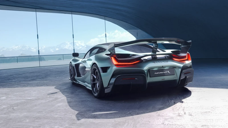 Rimac Nevera R 2025