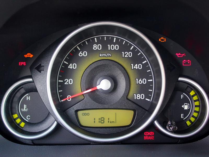 Hyundai EON 0,8L GLS Prueba de manejo