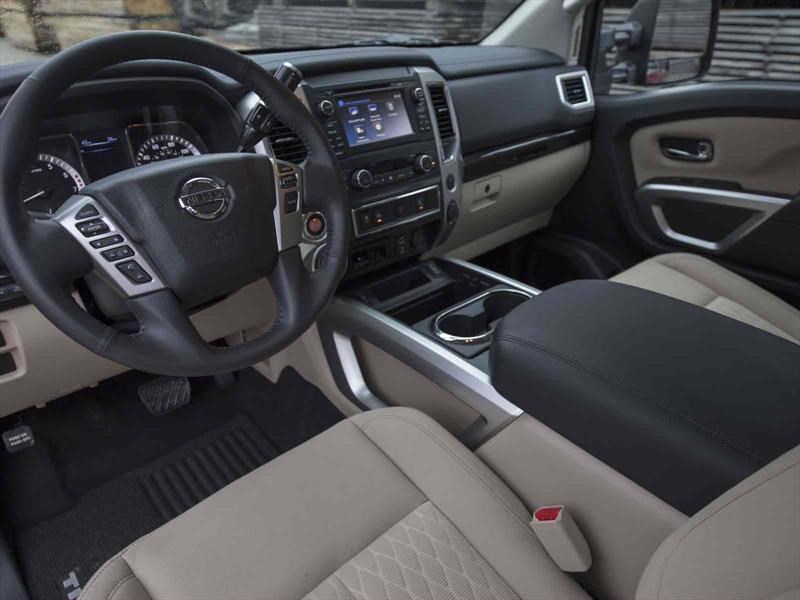 Nissan Titan XD King Cab 2017