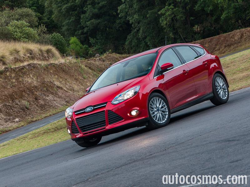SEAT Leon vs Mazda3 vs Ford Focus
