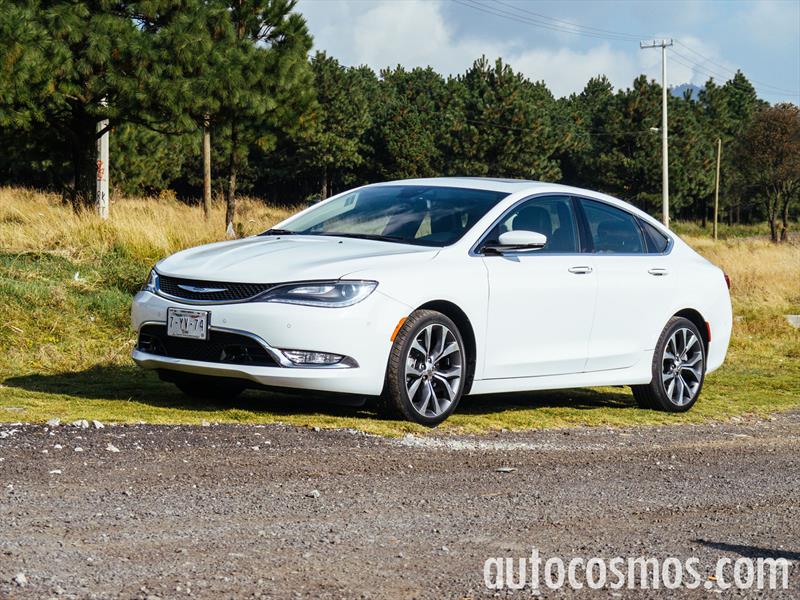 Chrysler 200 2015