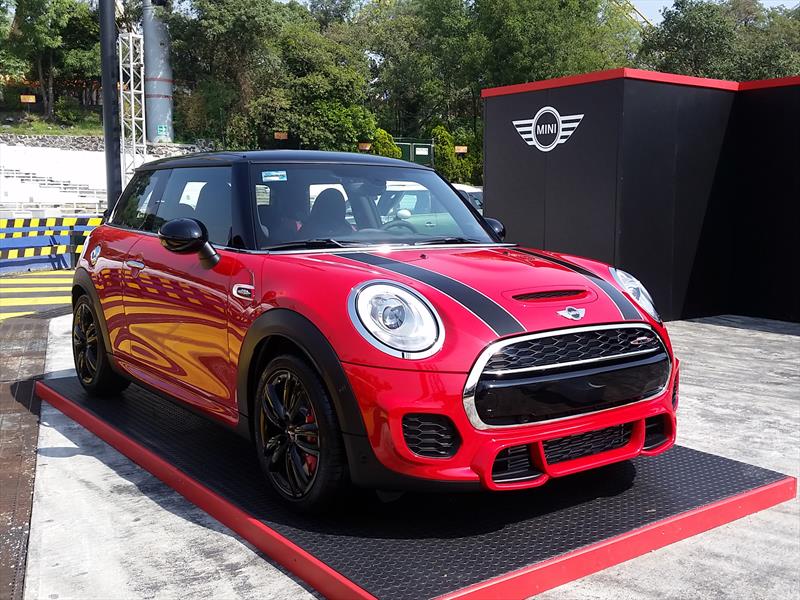 MINI John Cooper Works 2016