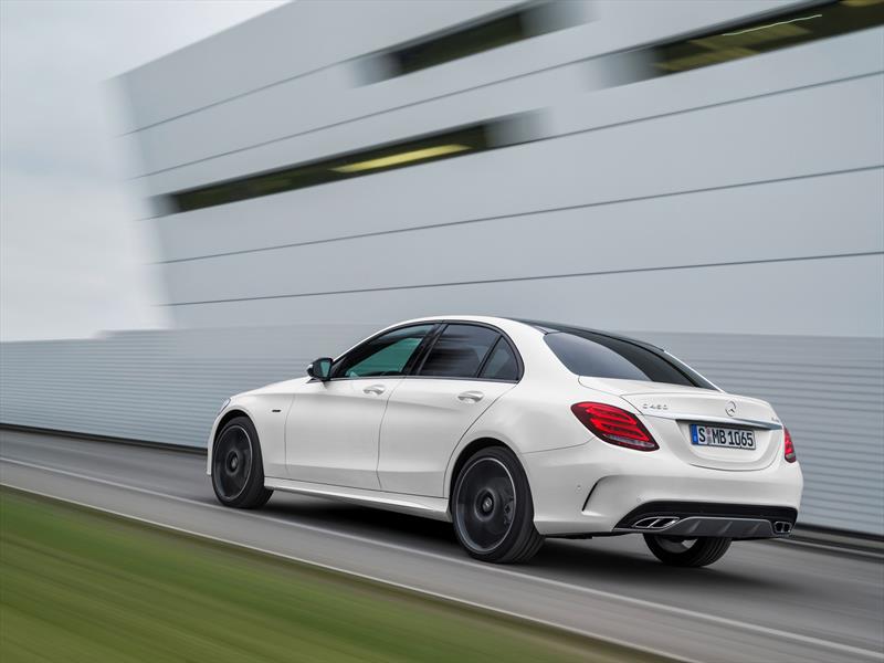 Mercedes-Benz C450 AMG Sport 2016