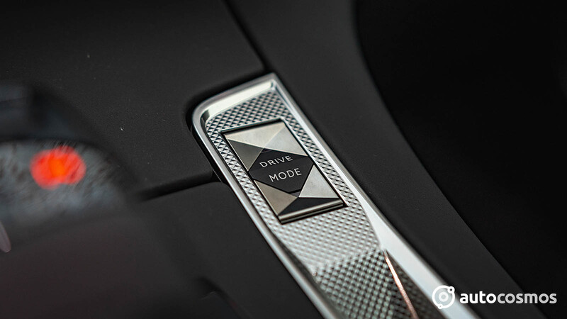 DS 7 Crossback E-Tense 4x4 - Test Drive