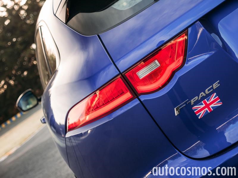 Jaguar F-Pace 2017