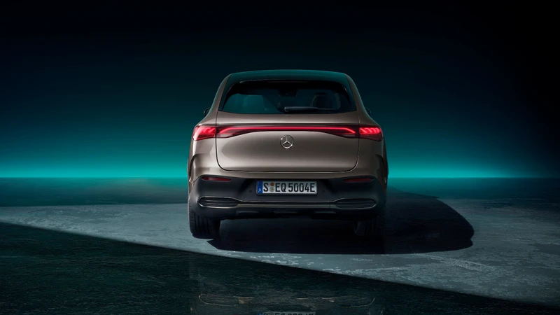 Mercedes-Benz EQE SUV