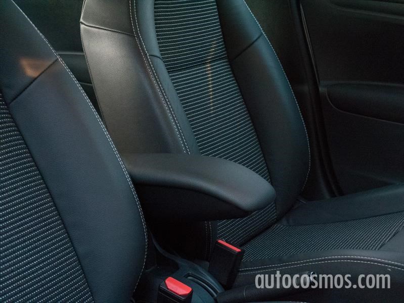 Peugeot 301 AT a prueba