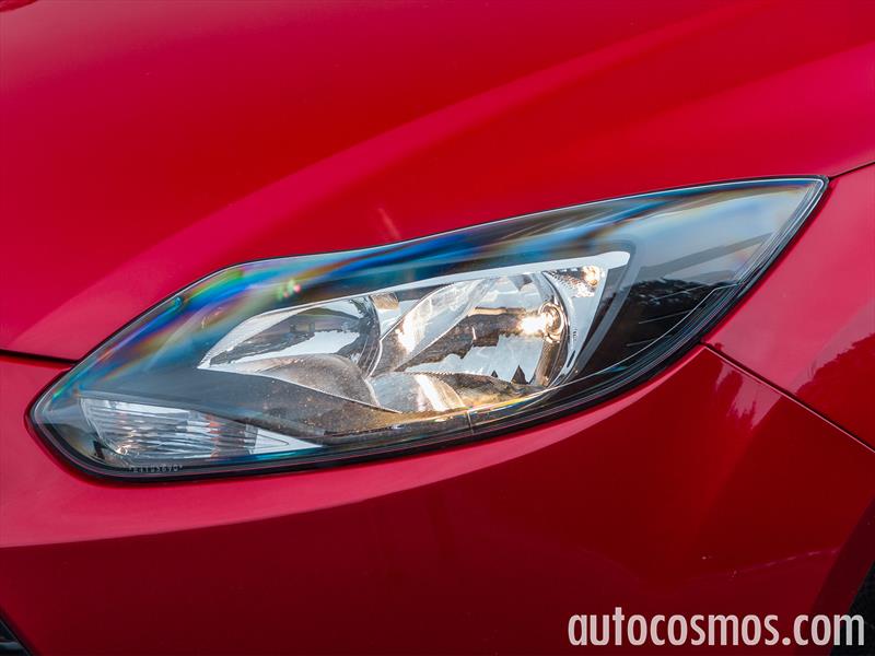 SEAT Leon vs Mazda3 vs Ford Focus