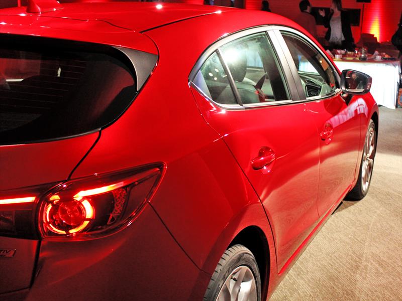 New Mazda3 2014 Lanzamiento en Chile