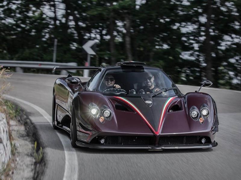 Pagani Zonda Fantasma EVO