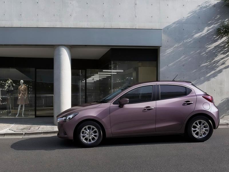 Mazda2 2016