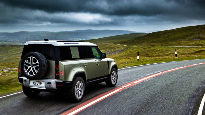 Land Rover Defender PHEV 2021