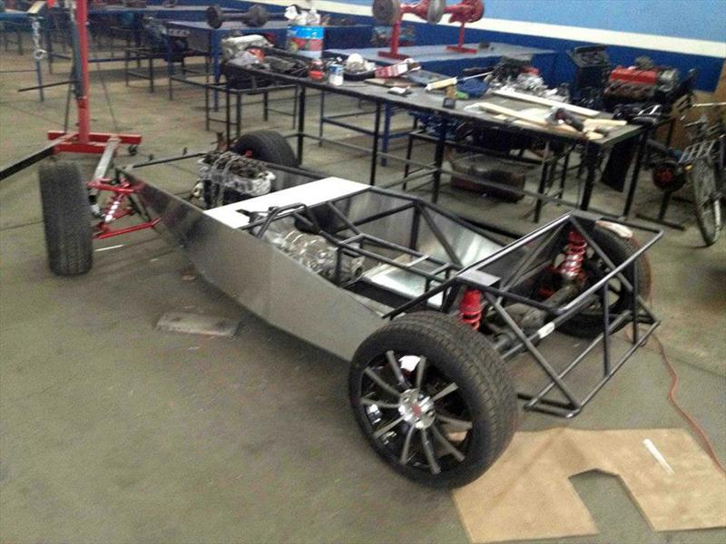 RON RXX, otro auto deportivo muy mexicano