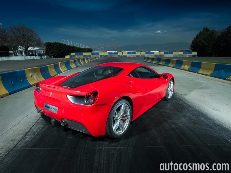 Ferrari 488 GTB 2016