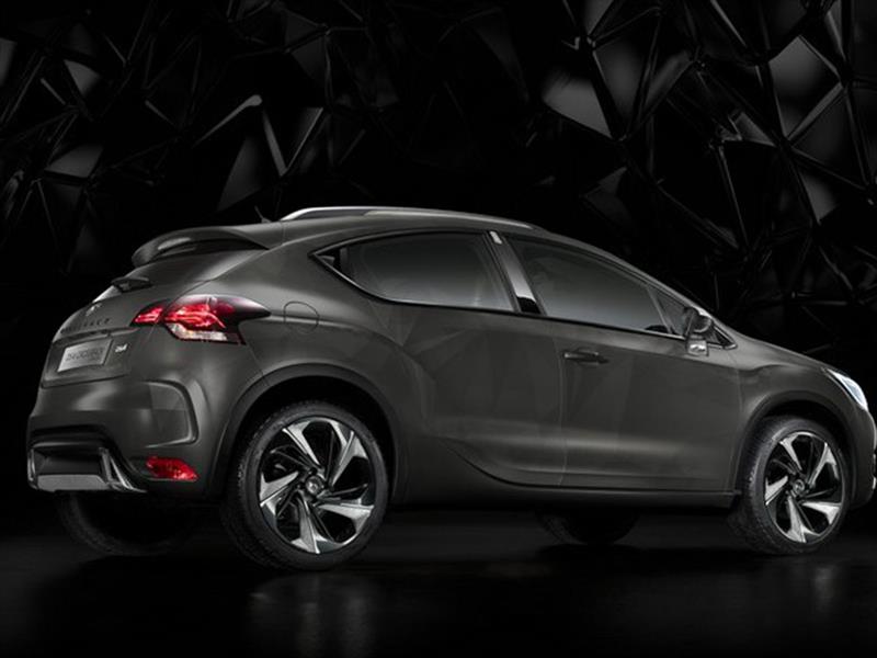 DS 4 y DS 4 Crossback en Frankfurt 2015
