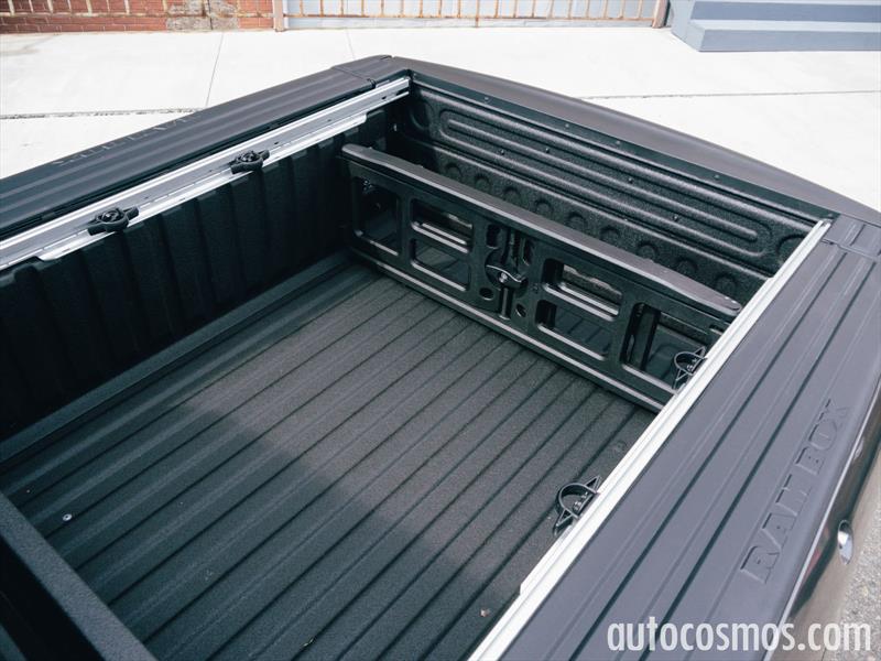 RAM Laramie Limited 2016