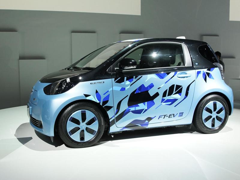 Toyota iQ FT-EV III Concept  Salón de Tokio 2011