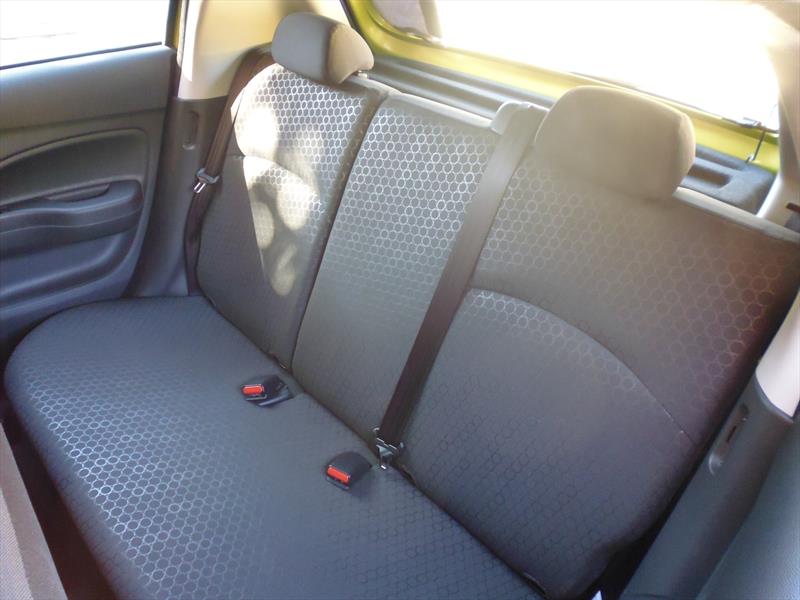 Mitsubishi Mirage 2015