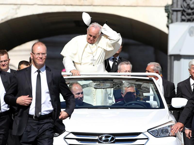 El nuevo "Papamóvil" es Hyundai