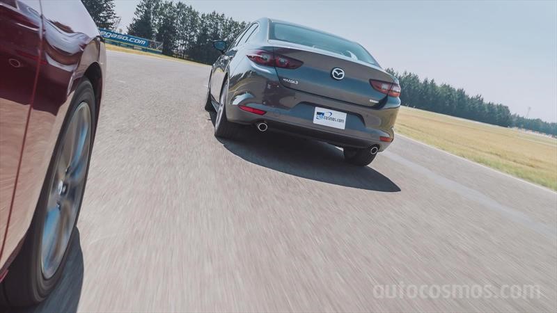 Mazda3 Sedán vs Mazda3 Hatchback