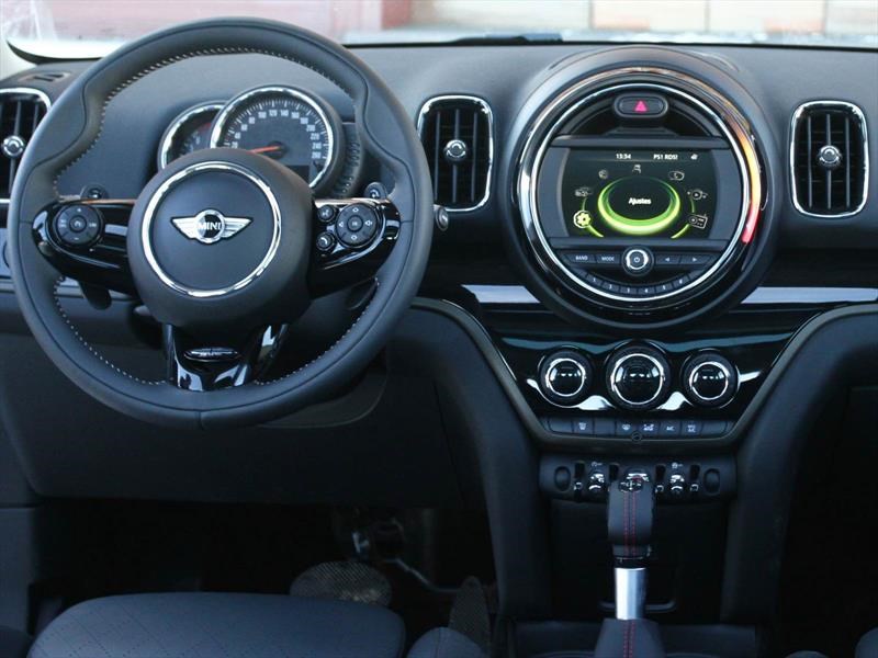 MINI Countryman 2017 - Lanzamiento en Chile
