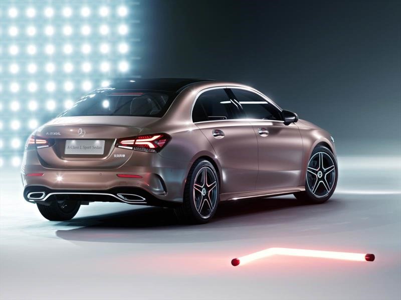 Mercedes-Benz Clase A Sedán 2018