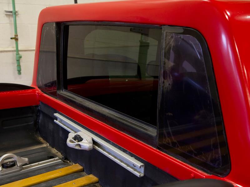 Sparky, un Nissan Leaf convertido en pickup