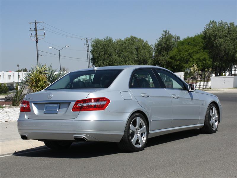Mercedes-Benz E250 CGI Avantgarde 2012 a prueba