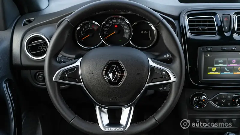 Test Drive Renault Stepway CVT MY24