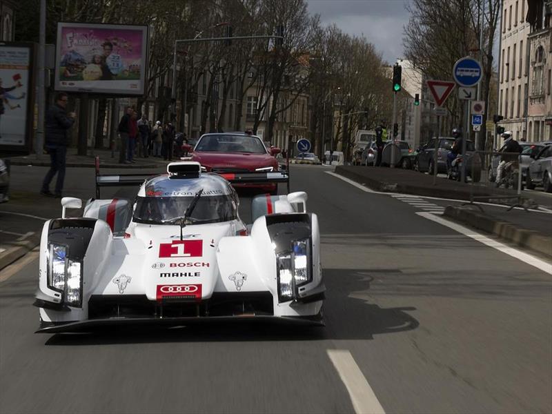 Audi R18 e-tron quattro 2014