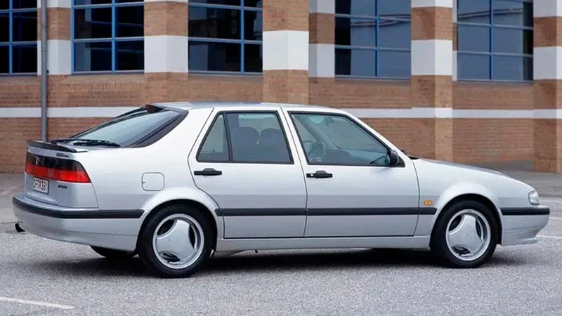 Leyendas de la Industria: SAAB 9000