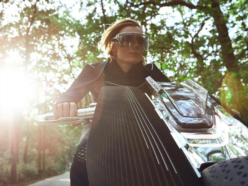 BMW Motorrad VISION NEXT 100 Concept