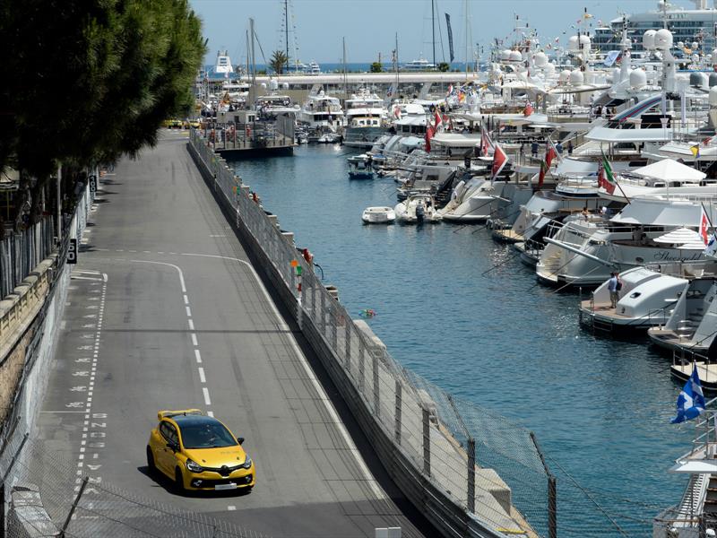 Renault Clio RS 16 Concept