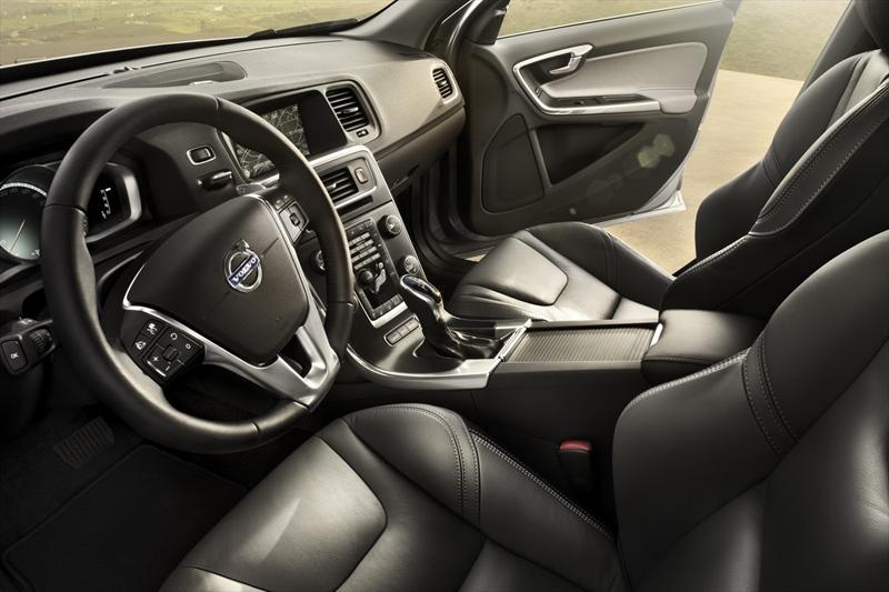 Volvo renueva sus modelos S60, V60 y XC60