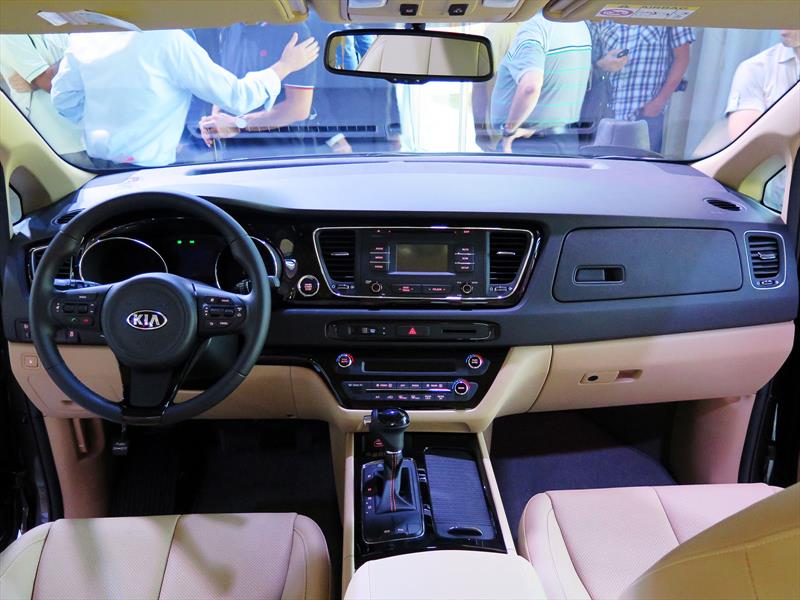Lanzamiento Nueva Kia Carnival en Argentina