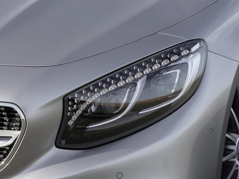 Luces con cristales Swarovski del Mercedes-Benz