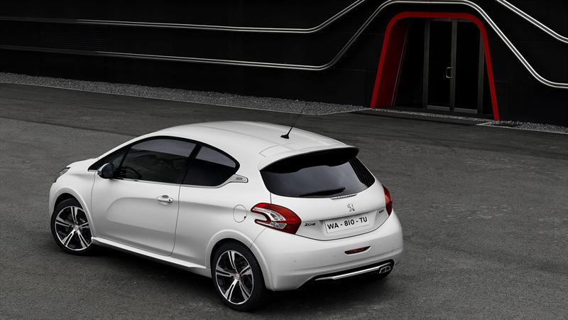 Peugeot 208 GTi en el Salón de parís