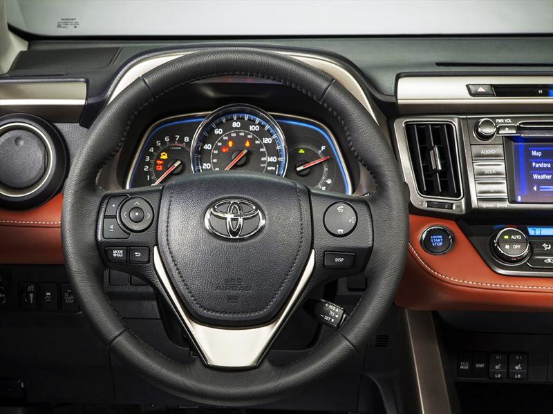Top 10: Toyota Rav4 2013