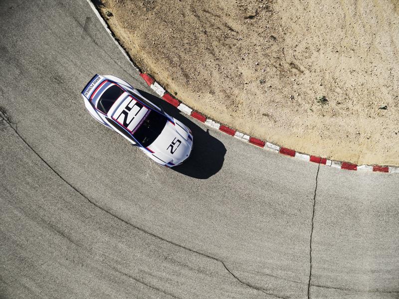 BMW 30 CSL Hommage R