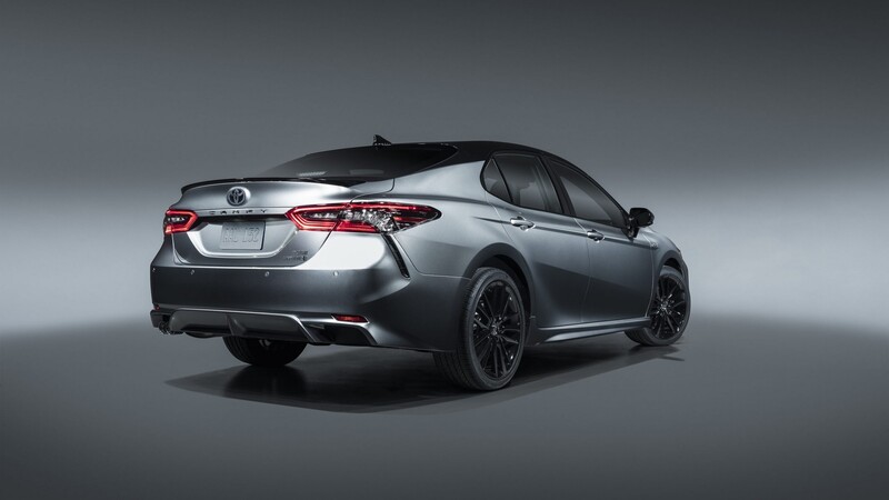 Toyota Camry 2021