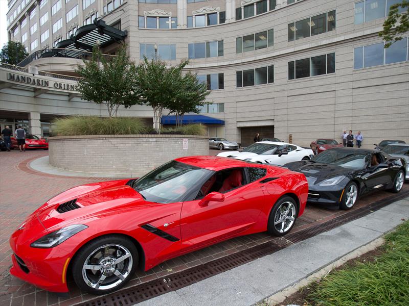 Corvette Stingray 2014 llega a México