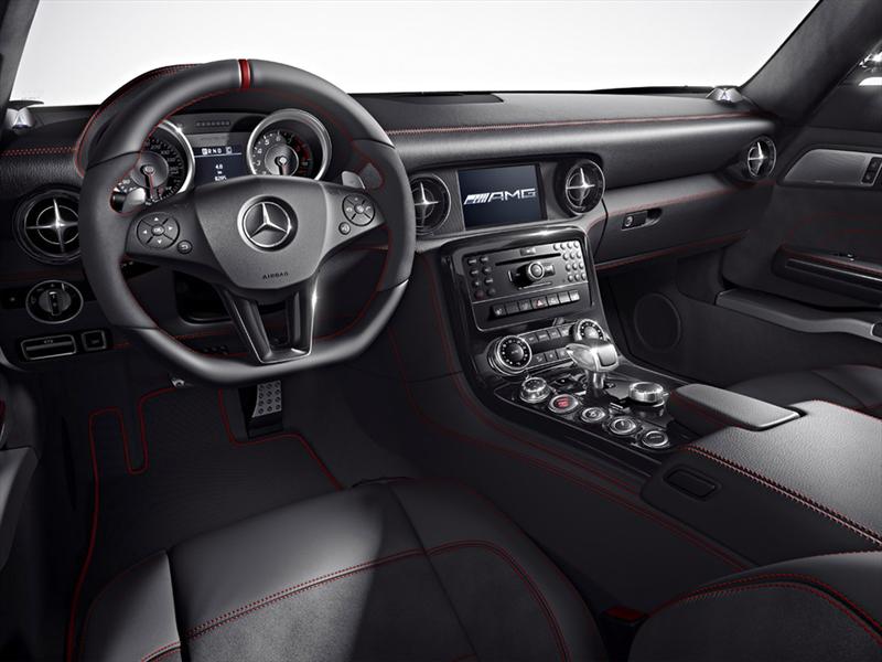Mercedes-Benz SLS 63 AMG GT 2013