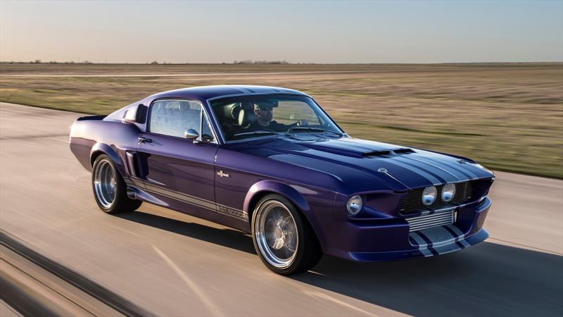 Blurple Shelby GT500CR por Classic Recreations