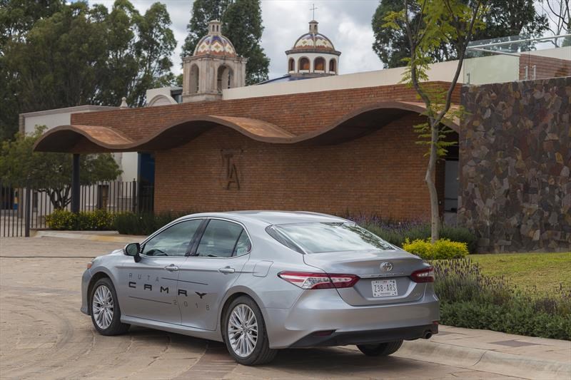 Toyota Camry 2018