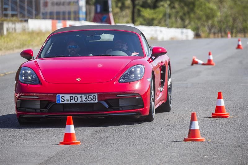 Porsche Driving Experience Guatemala 2018