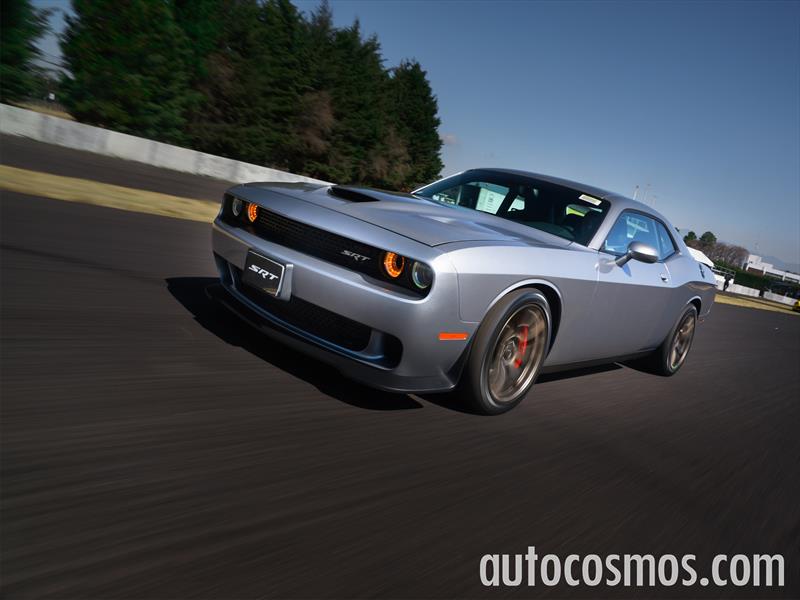 Dodge Challenger SRT Hellcat