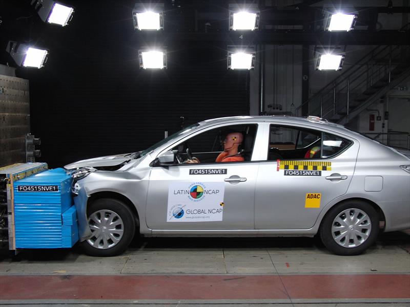 Nissan Versa en Latin NCAP 2015