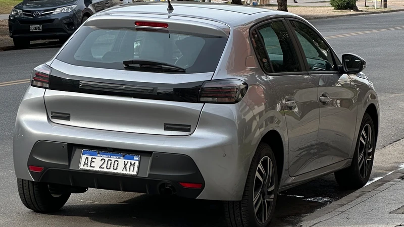 Fotos espía nuevo Peugeot 208 hecho en Argentina