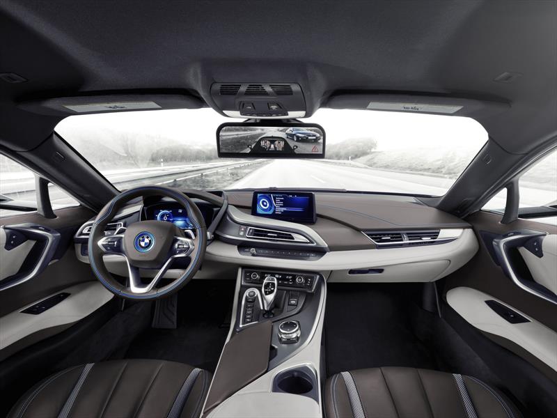 BMW i8 Mirrorless
